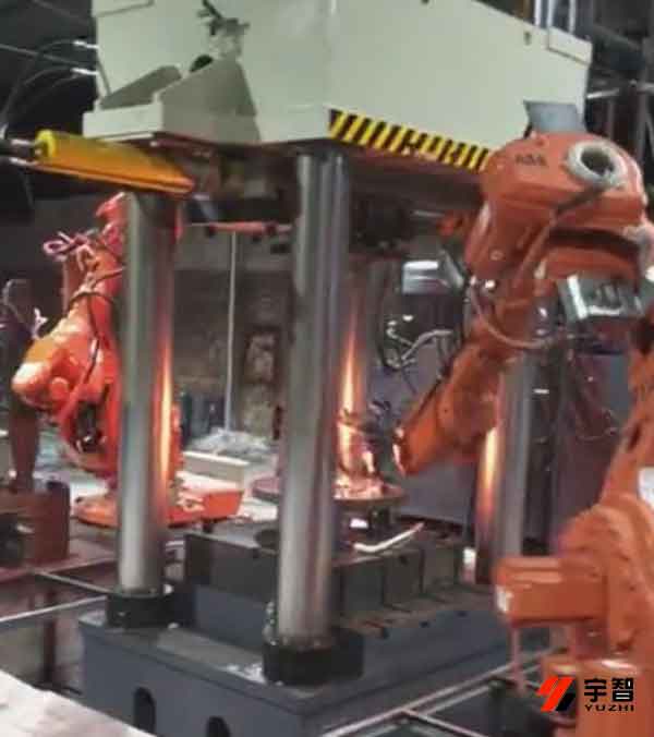1000噸熱鍛機機器人上件